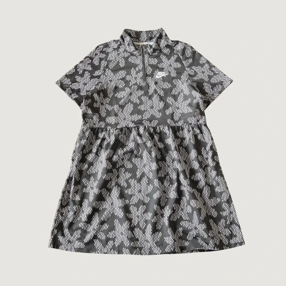 Nike Dress Kids Black Monogram Logo Floral Quarter Zip XL Sporty Streetwear